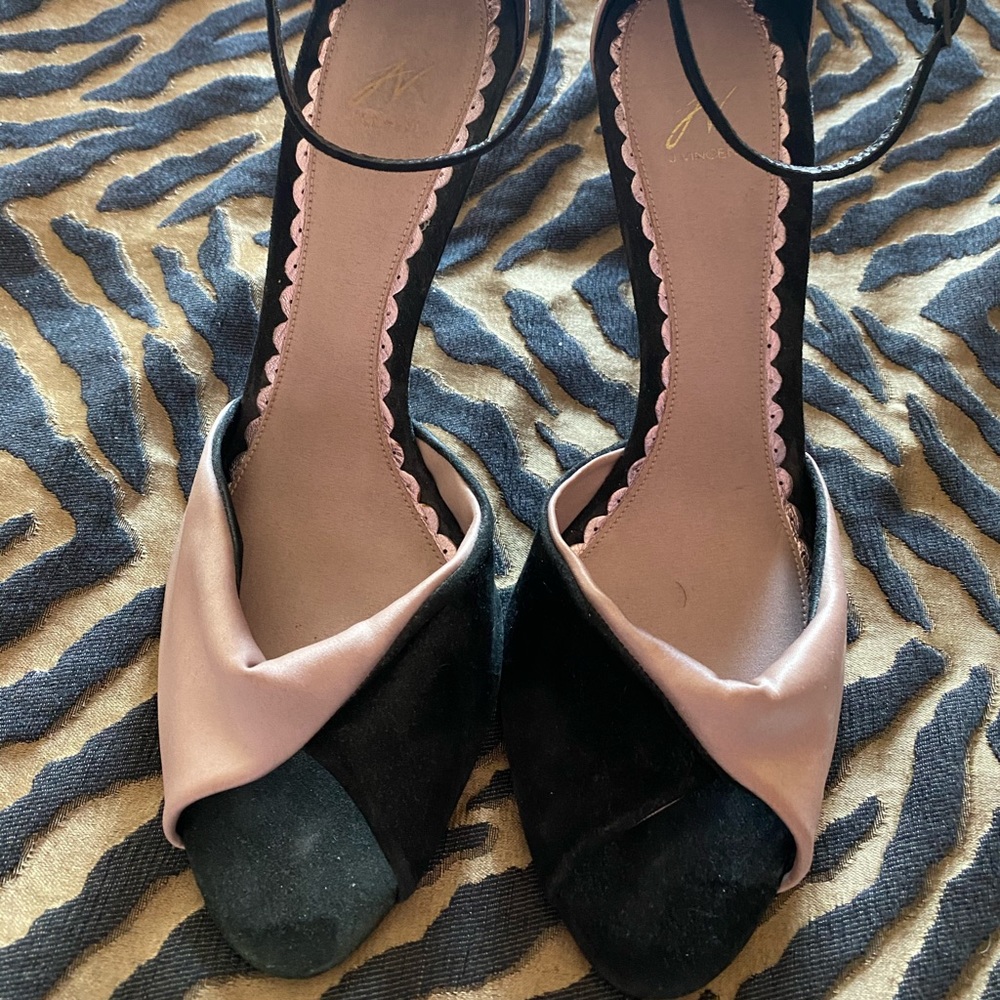 New J Vincent black with dark cream silk sandals